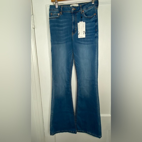 ZARA NWT Women's Blue Flared Jeans - Picture 2 of 8